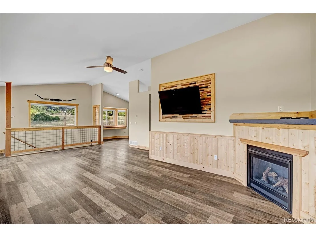 Photo of 2491 Stagestop Rd