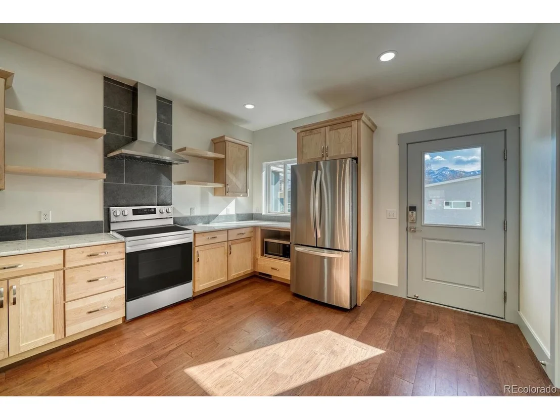 Photo of 102 River Ridge Ln