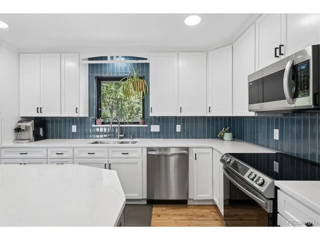 Photo of 11102 Conifer Mountain Rd