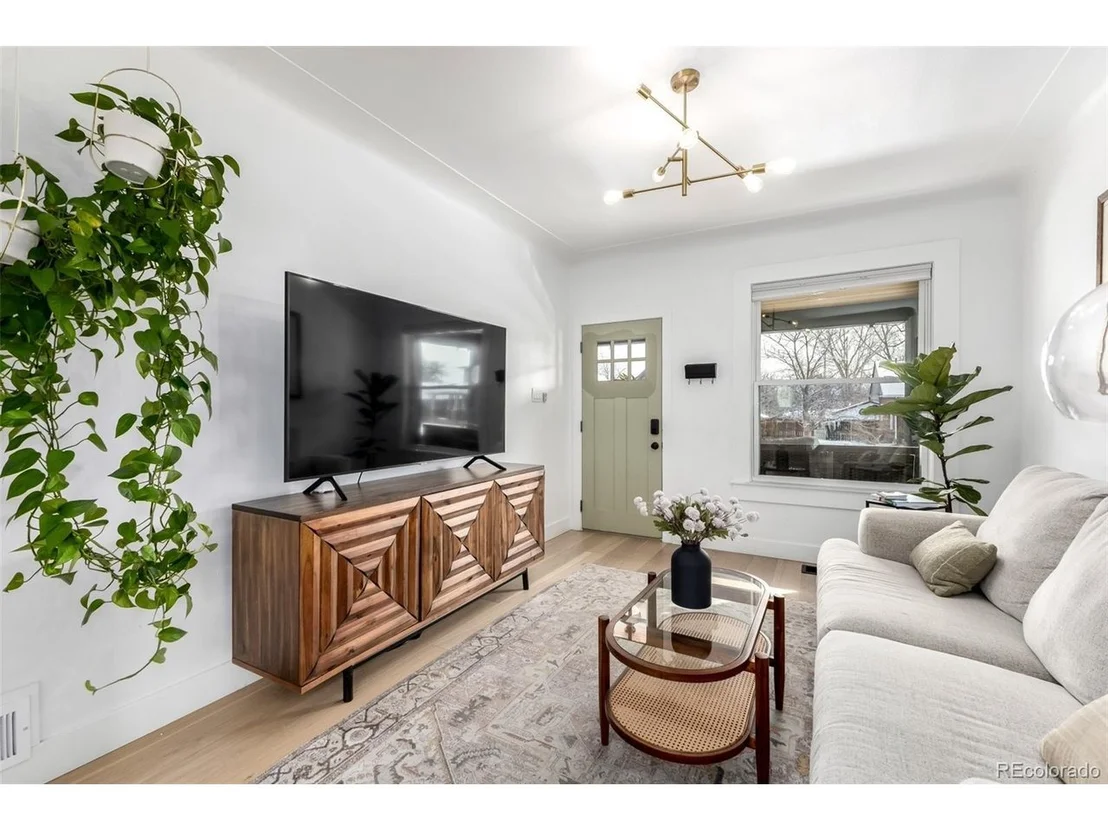 Photo of 4655 Bryant St