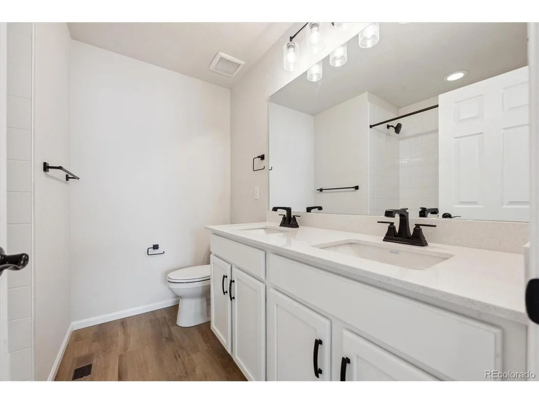Photo of 1120 Joseph Pl