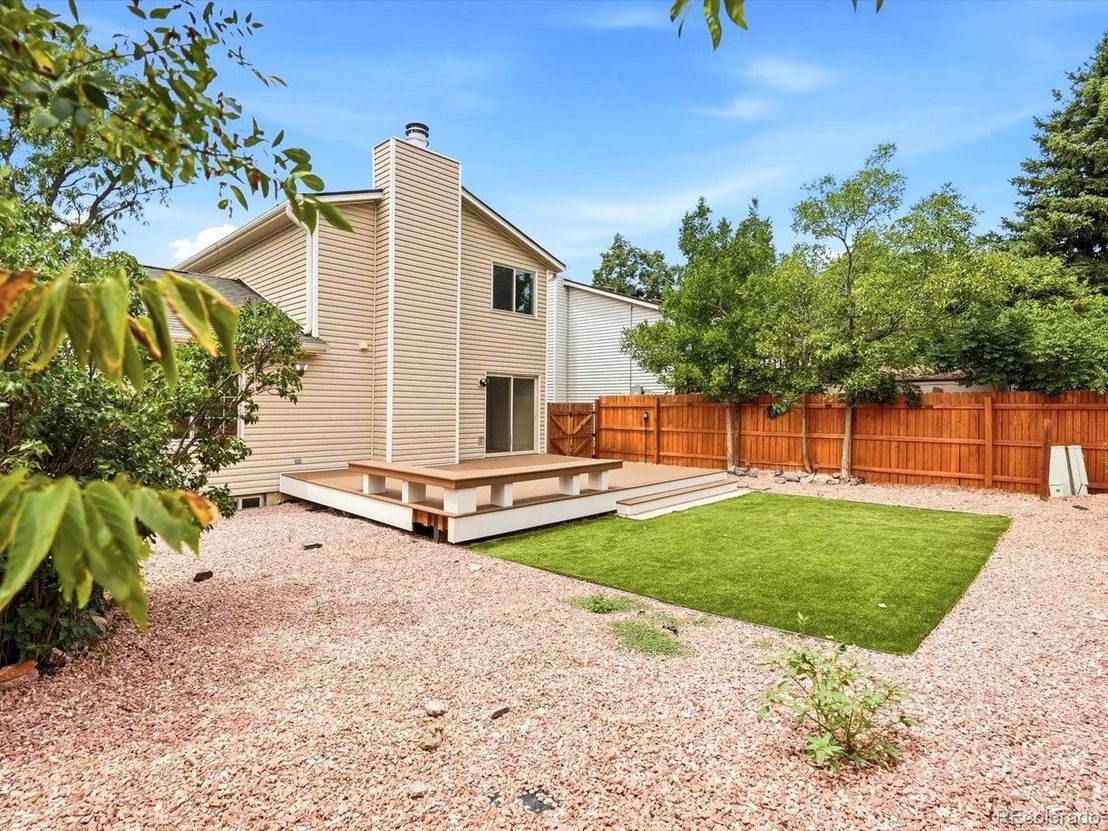 Photo of 10414 Iris Way