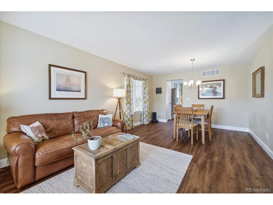 Photo of 6034 Rogers Cir