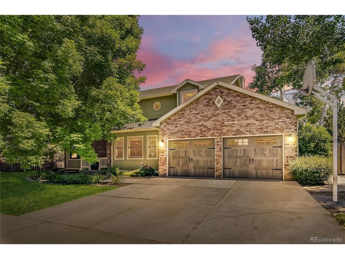 Photo of 2000 Emerald Dr