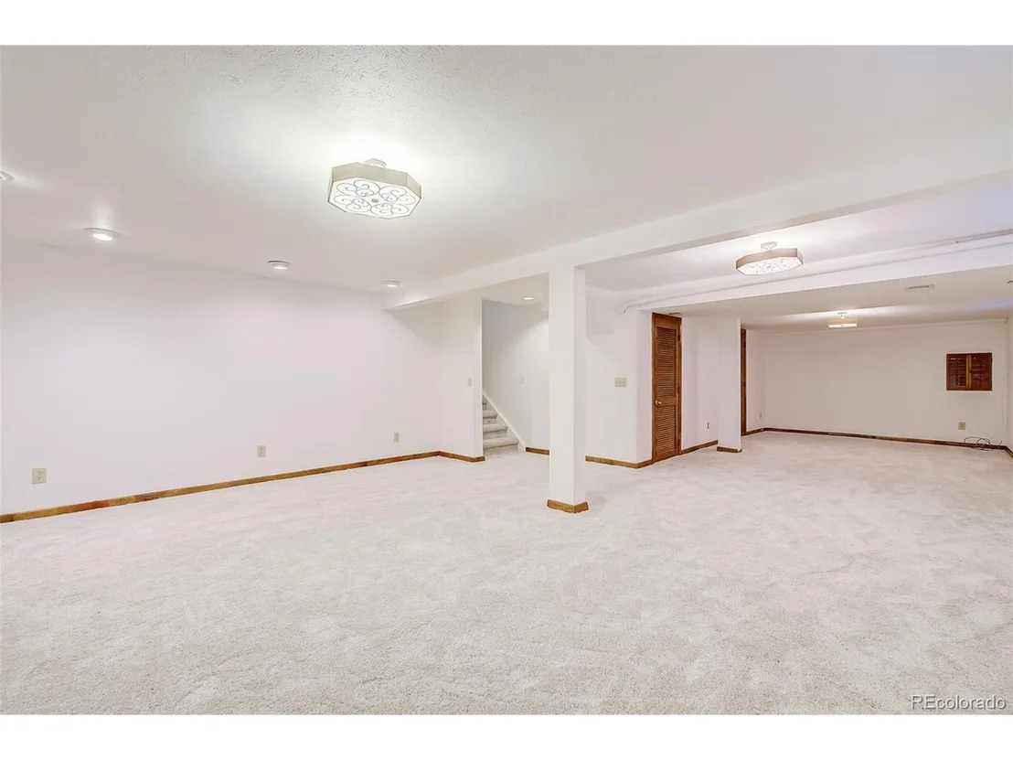 Photo of 9442 Sierra Dr