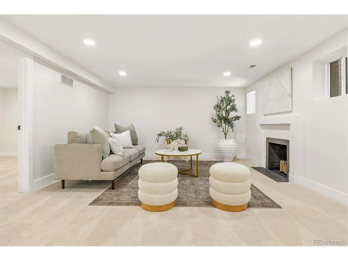 Photo of 2635 King St