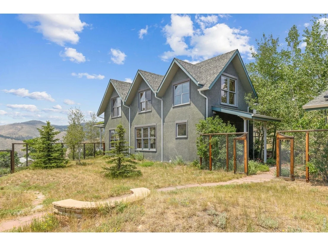 Photo of 5695 Sunshine Canyon Dr
