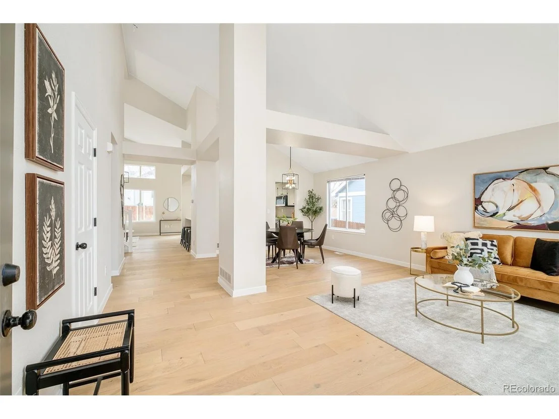 Photo of 6716 W 97th Cir