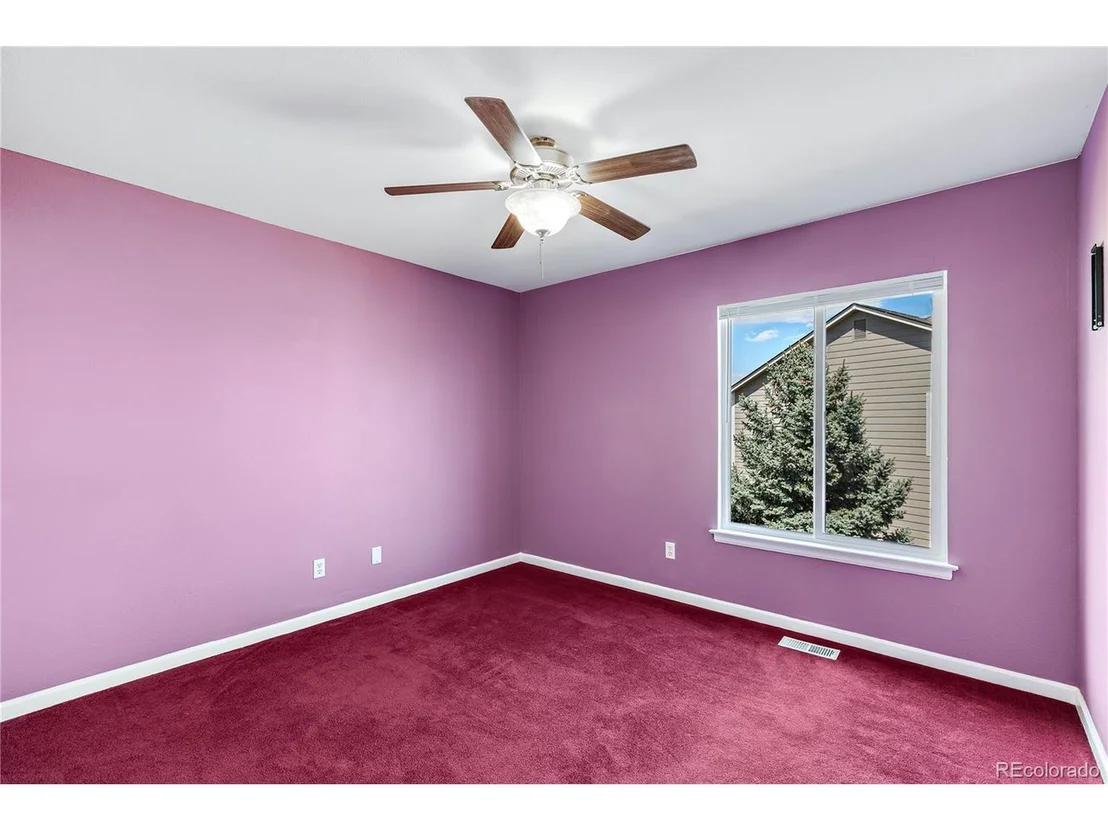 Photo of 21060 Saddleback Cir