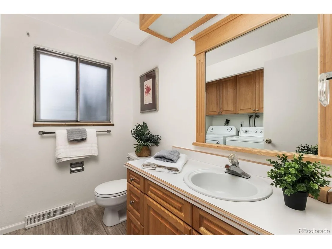 Photo of 7758 Ellen Ln