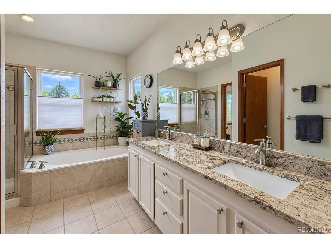 Photo of 2519 Eagleview Cir