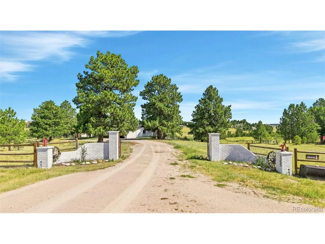 Photo of 2355 Pinto Trl