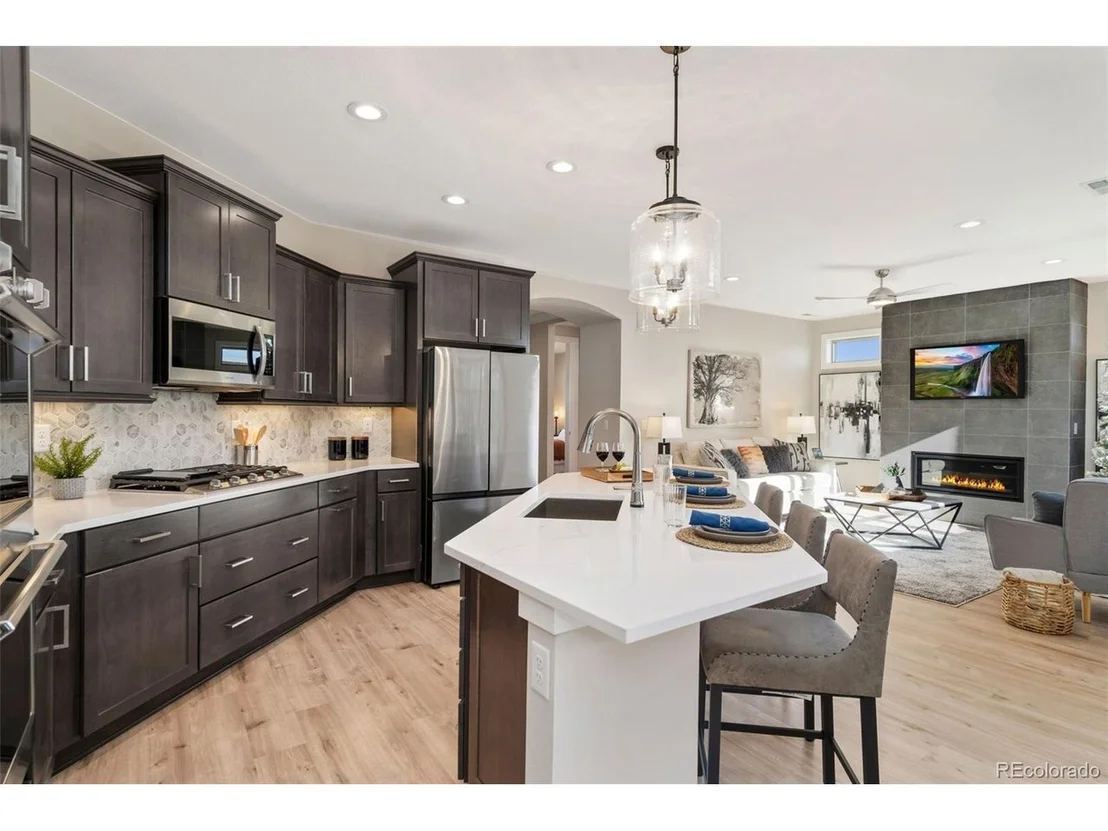 Photo of 335 Josef Cir