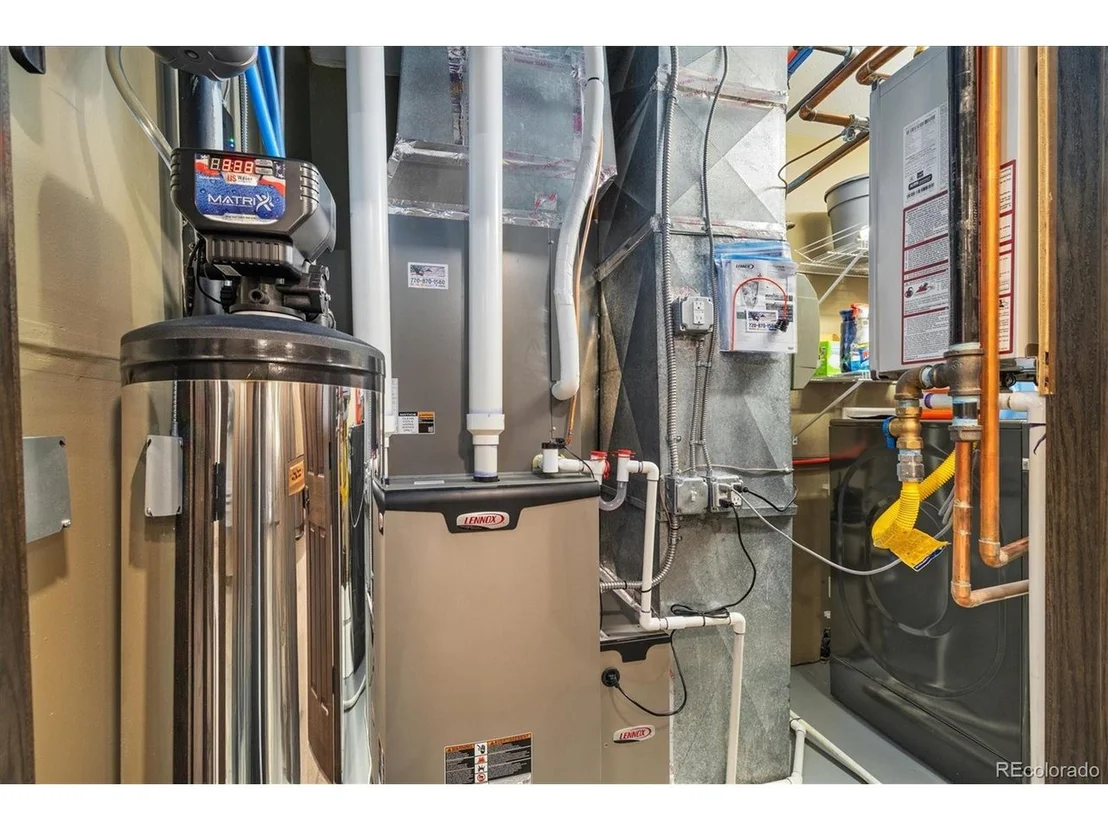 Photo of 2140 Torrey Pine Dr