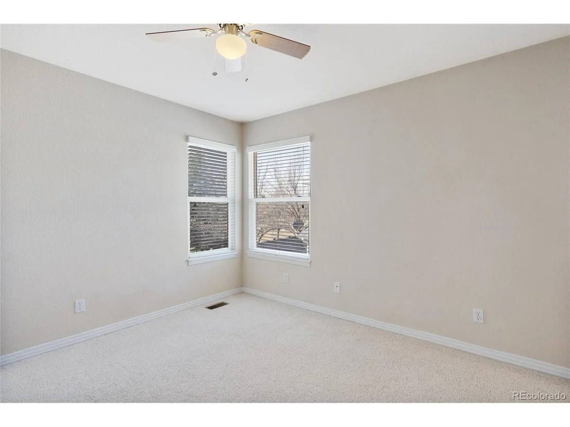Photo of 1343 Reserve Dr