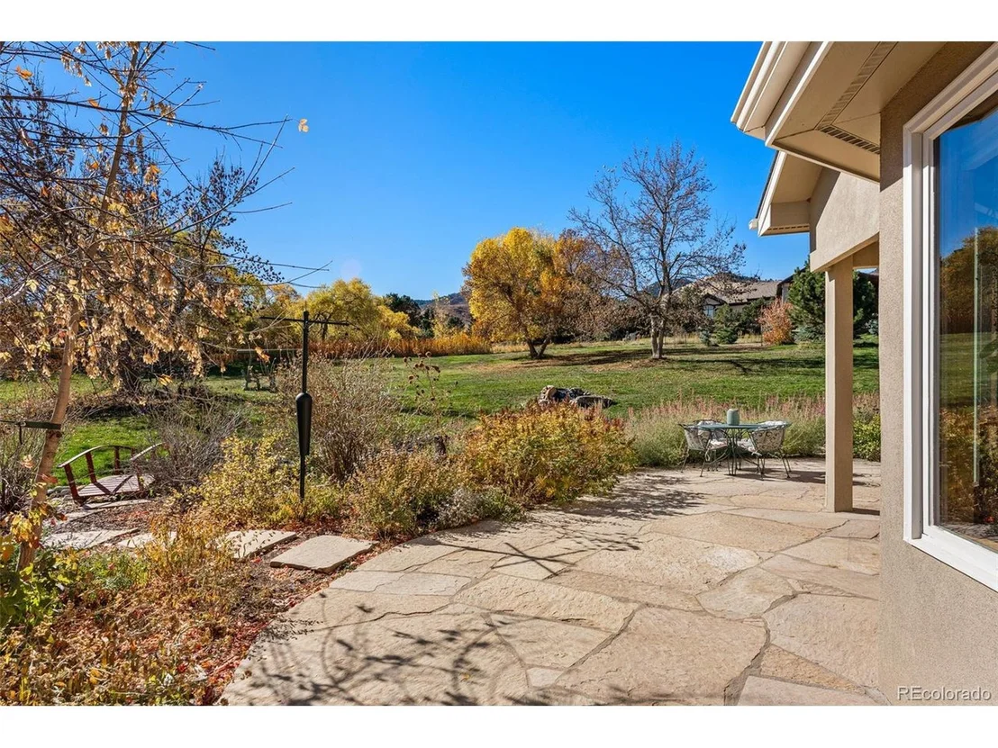 Photo of 6137 Colorow Dr