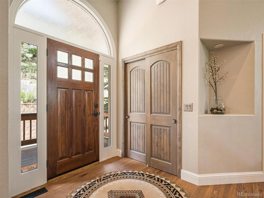 Photo of 137 Nuthatch Rd