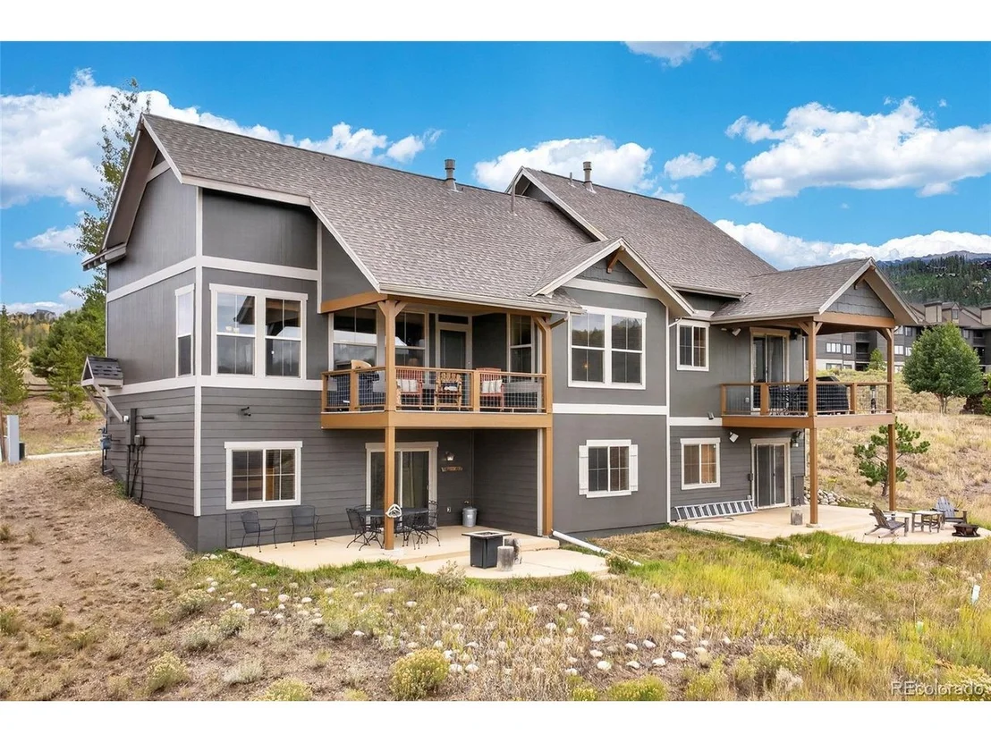 Photo of 103 Peak View Dr