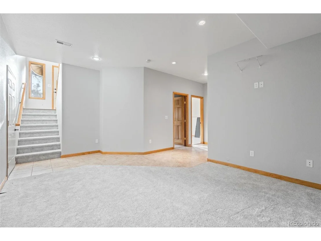 Photo of 377 Deer Trail Dr