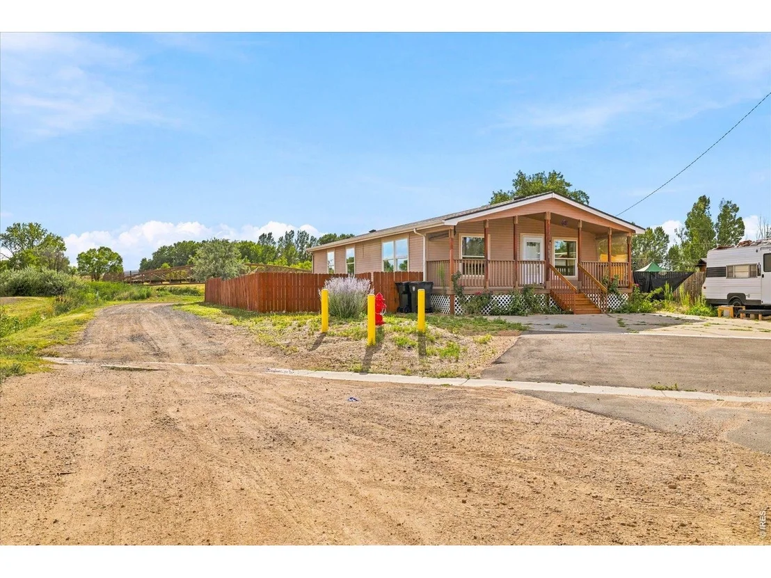 Photo of 131 Wooster Dr