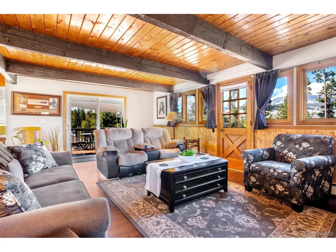Photo of 457 G Rd