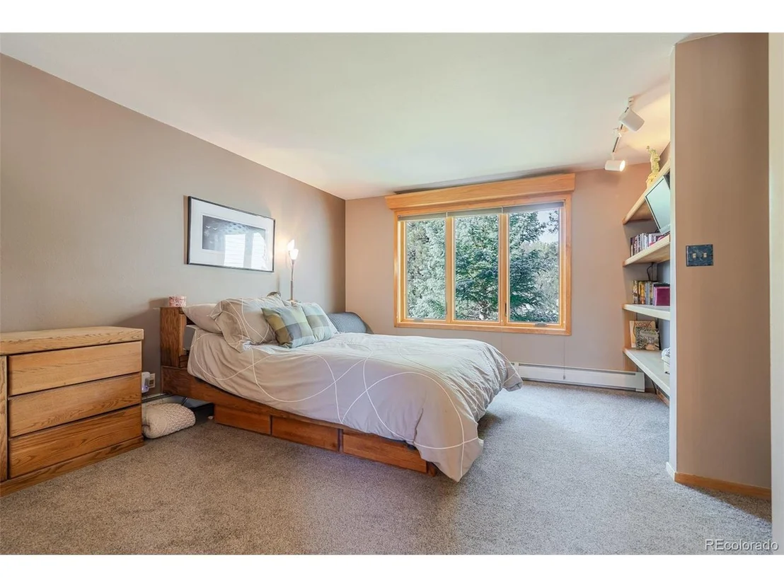 Photo of 1375 Nova Rd