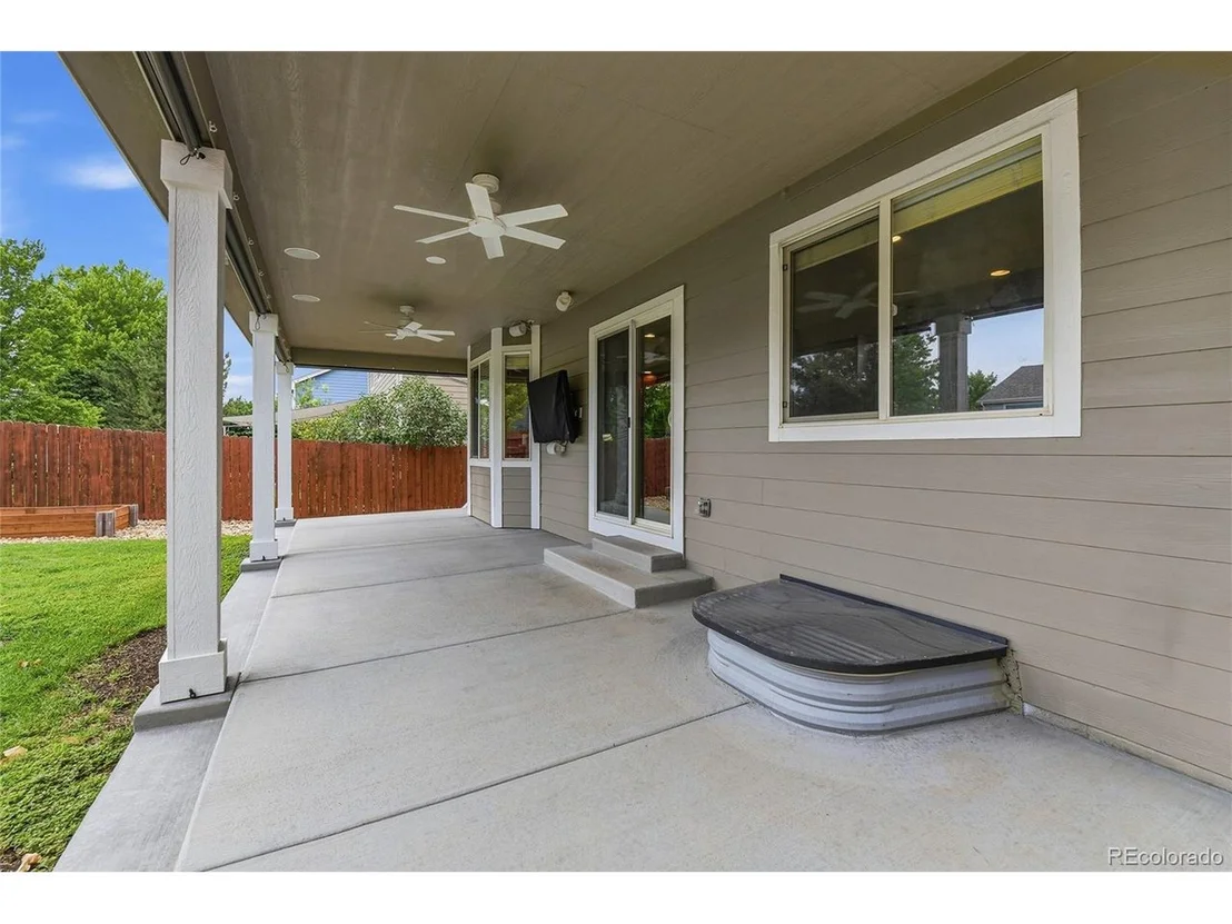 Photo of 330 Short Dr