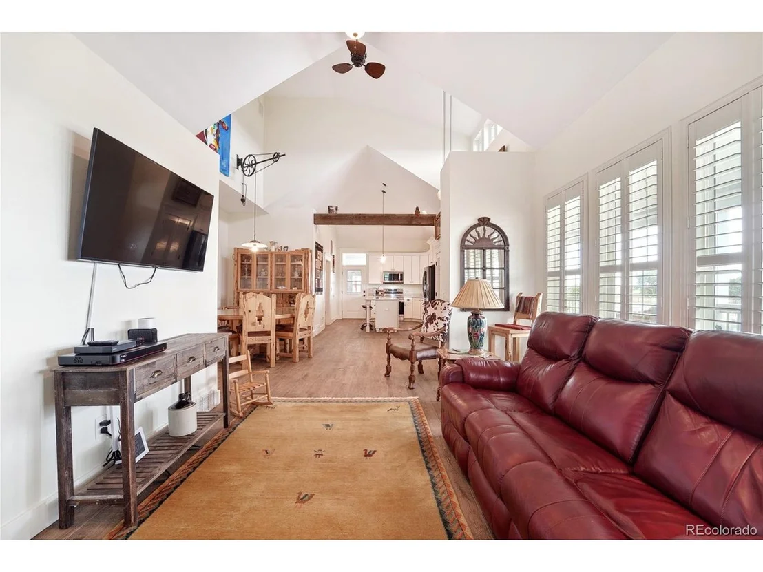 Photo of 6317 County Road 41