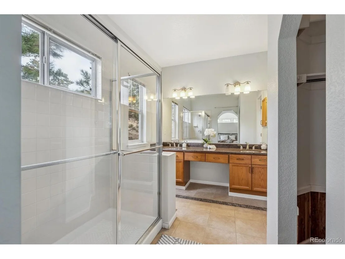 Photo of 1879 Foxfield Dr