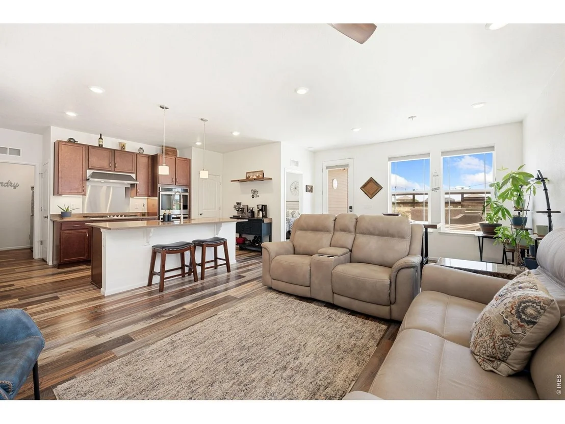 Photo of 12791 Crane River Dr