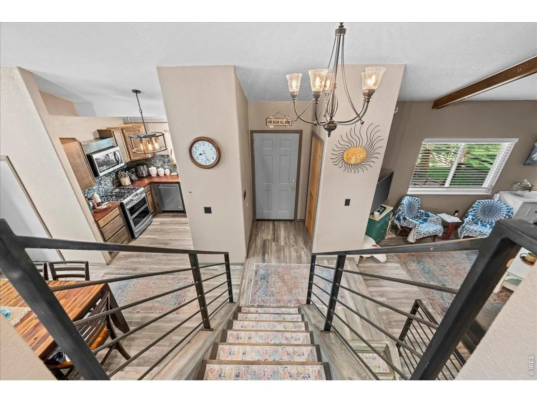 Photo of 1100 Atlas Cir S
