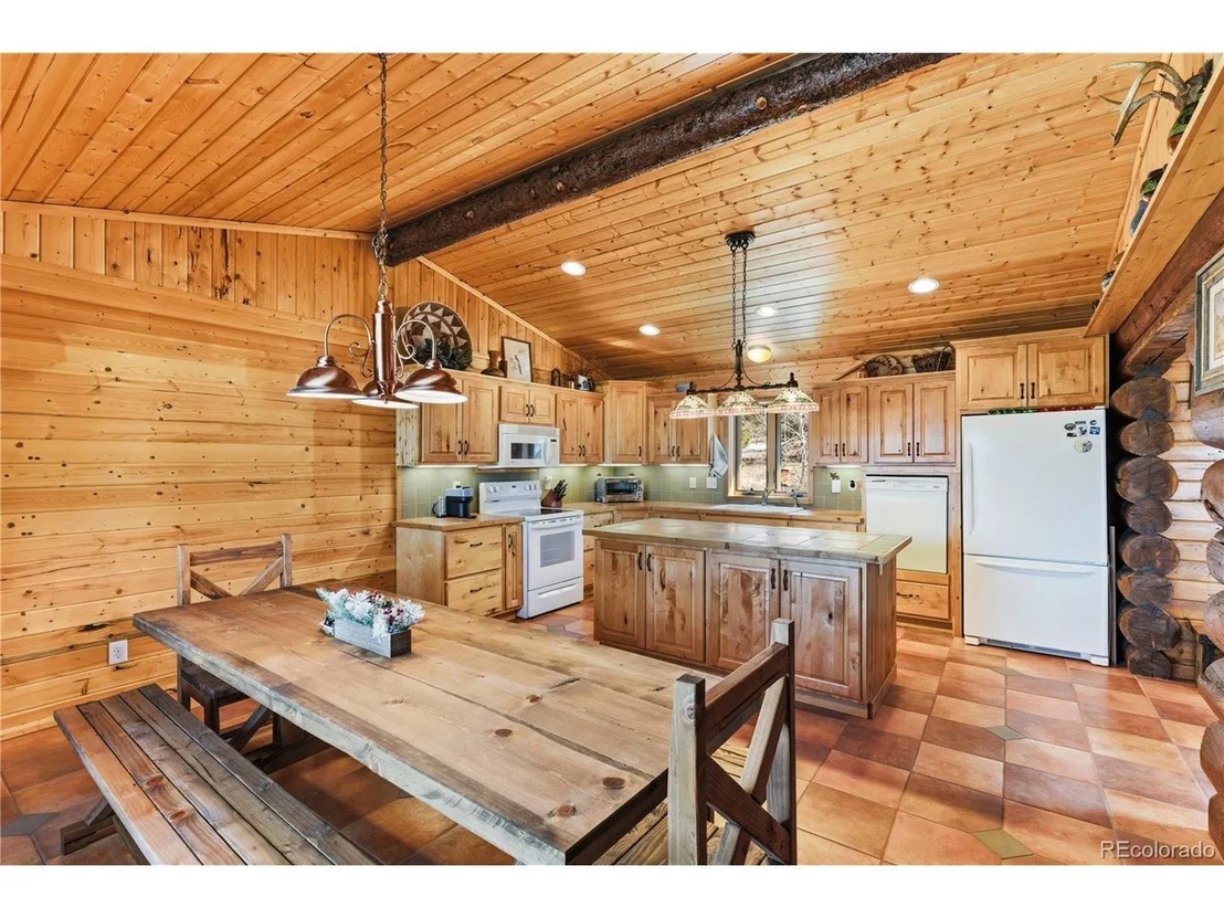Photo of 1806 Wagon Wheel Rd