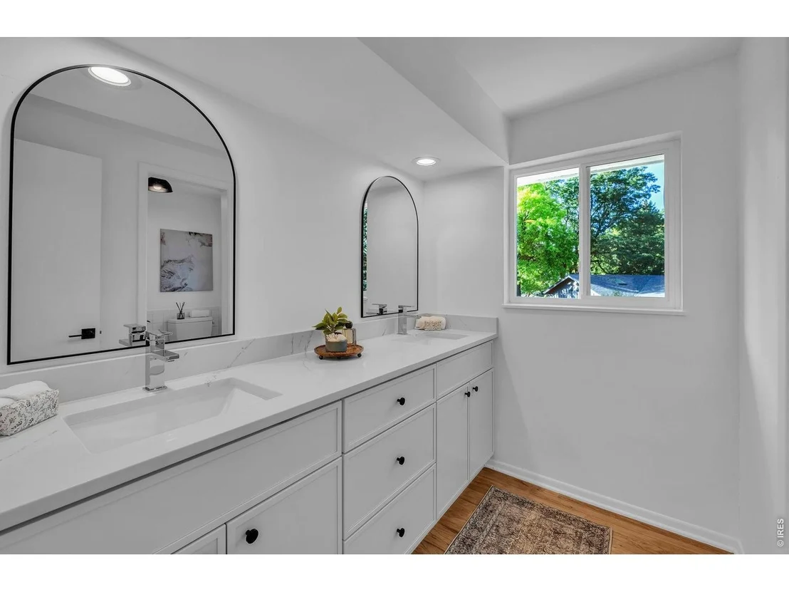 Photo of 4744 Kellogg Cir