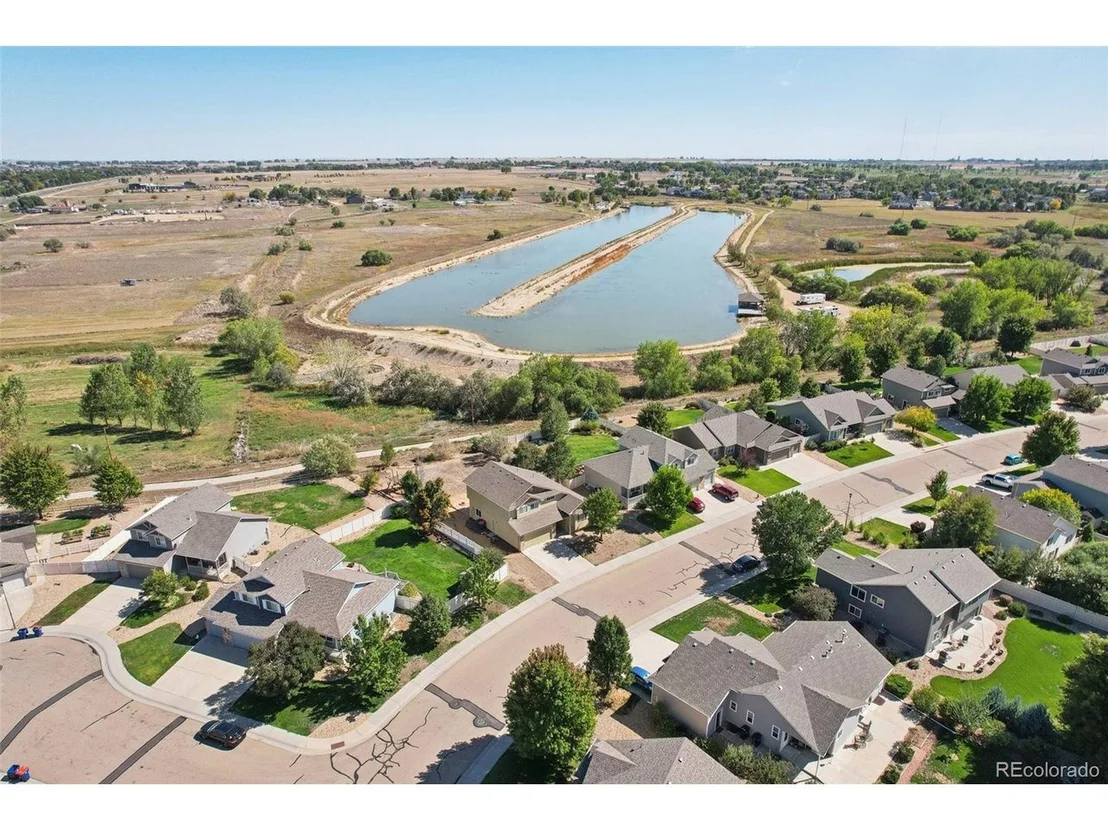 Photo of 9806 Roadrunner Ave