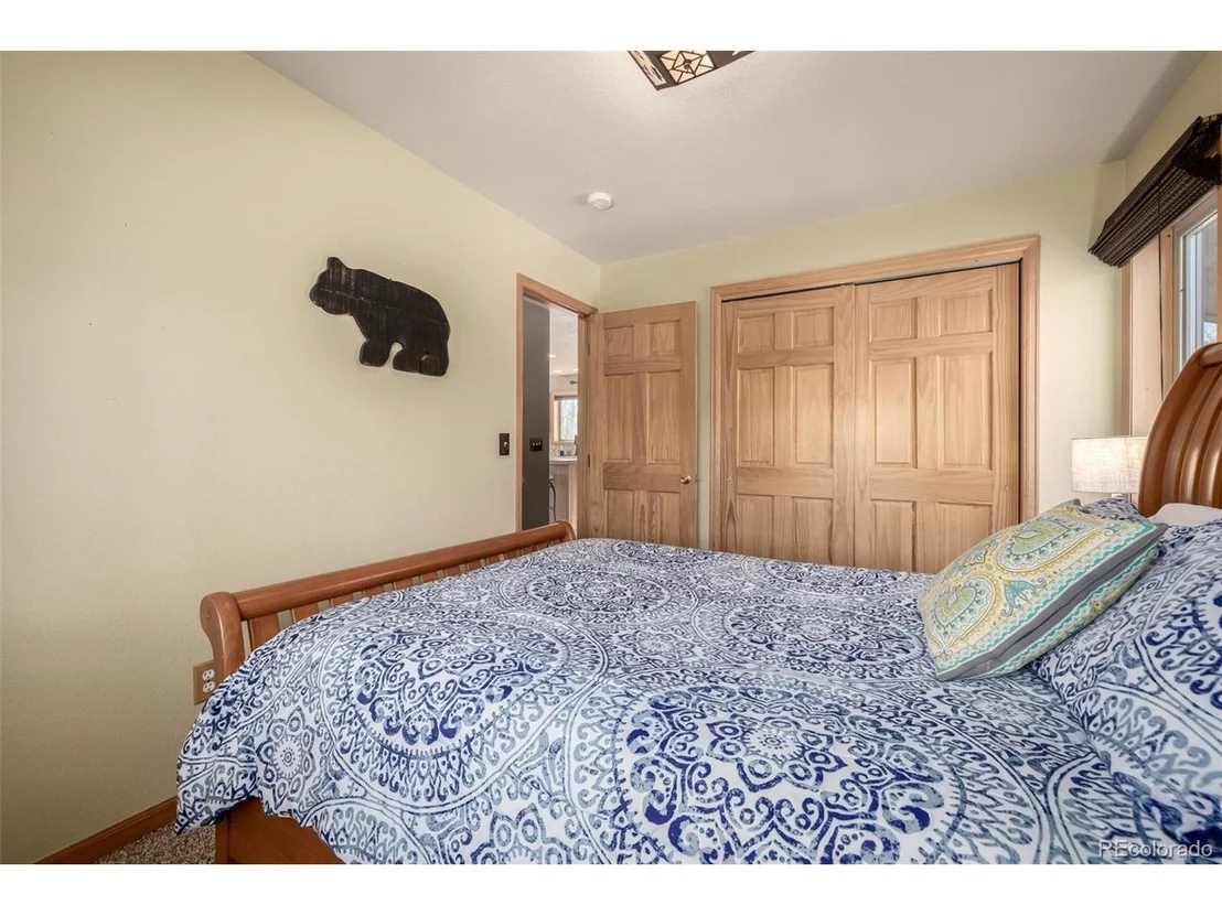 Photo of 60 Idaho Ct