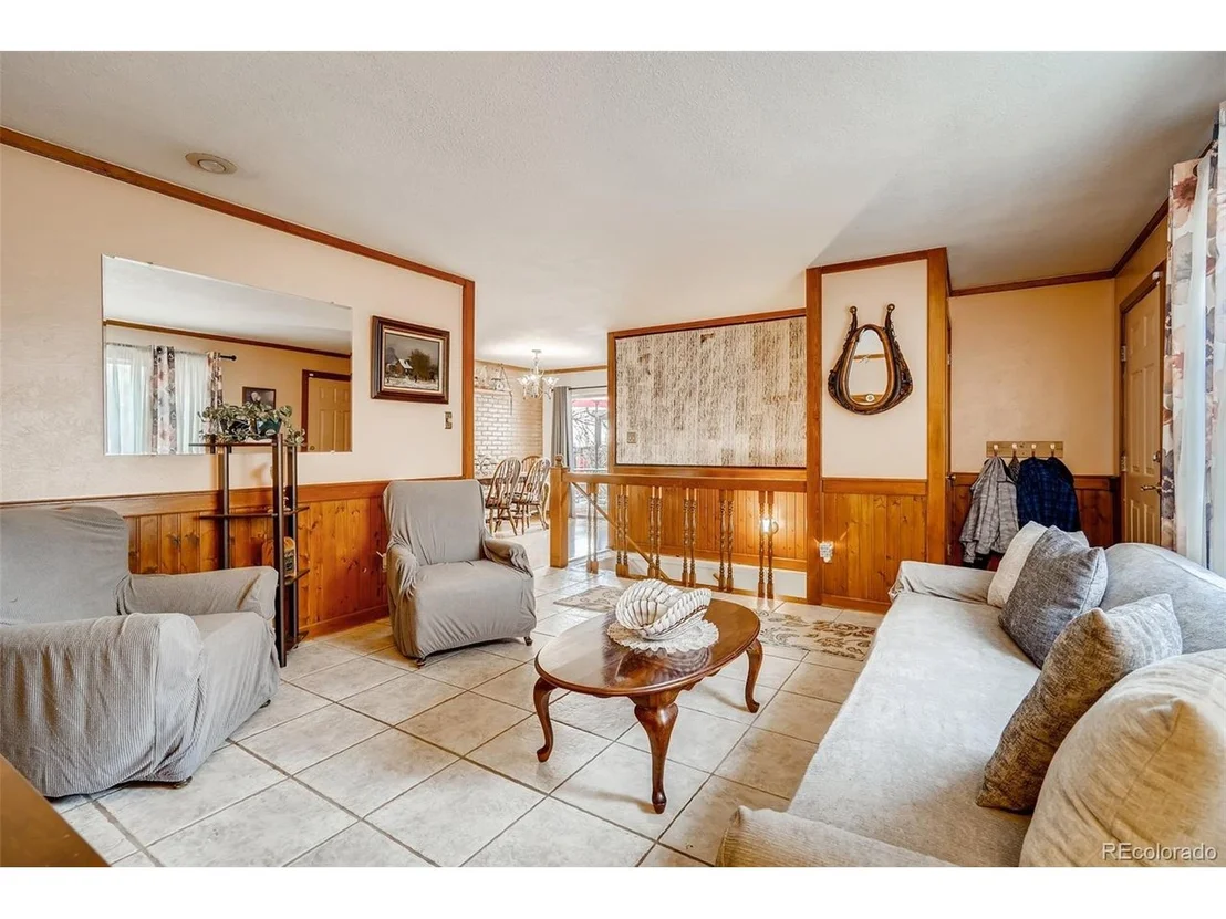 Photo of 5656 W 100th Pl