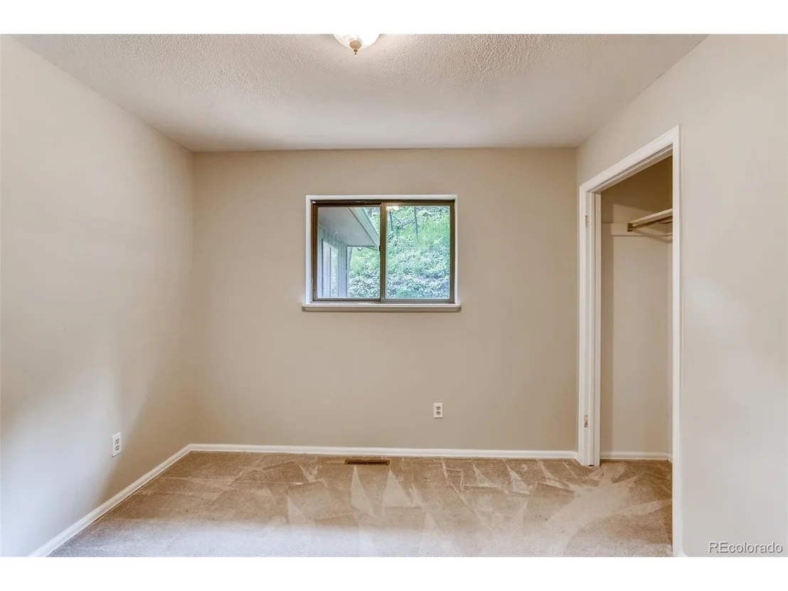 Photo of 69 Baldwin Cir