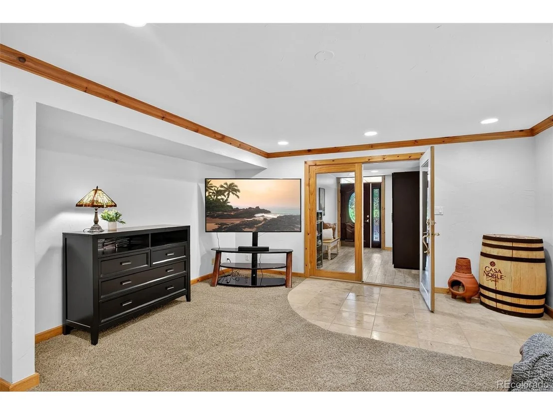Photo of 7908 Beverly Blvd