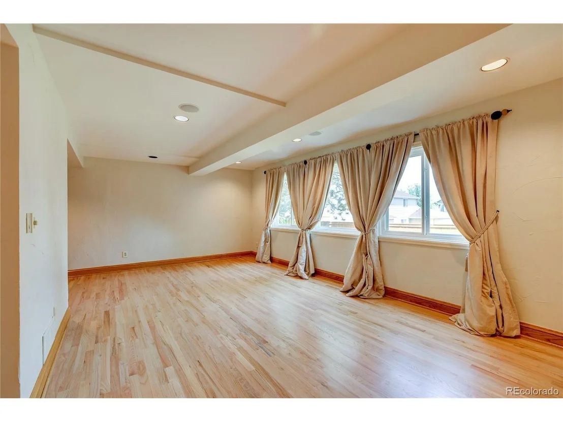 Photo of 8844 Forrest Dr