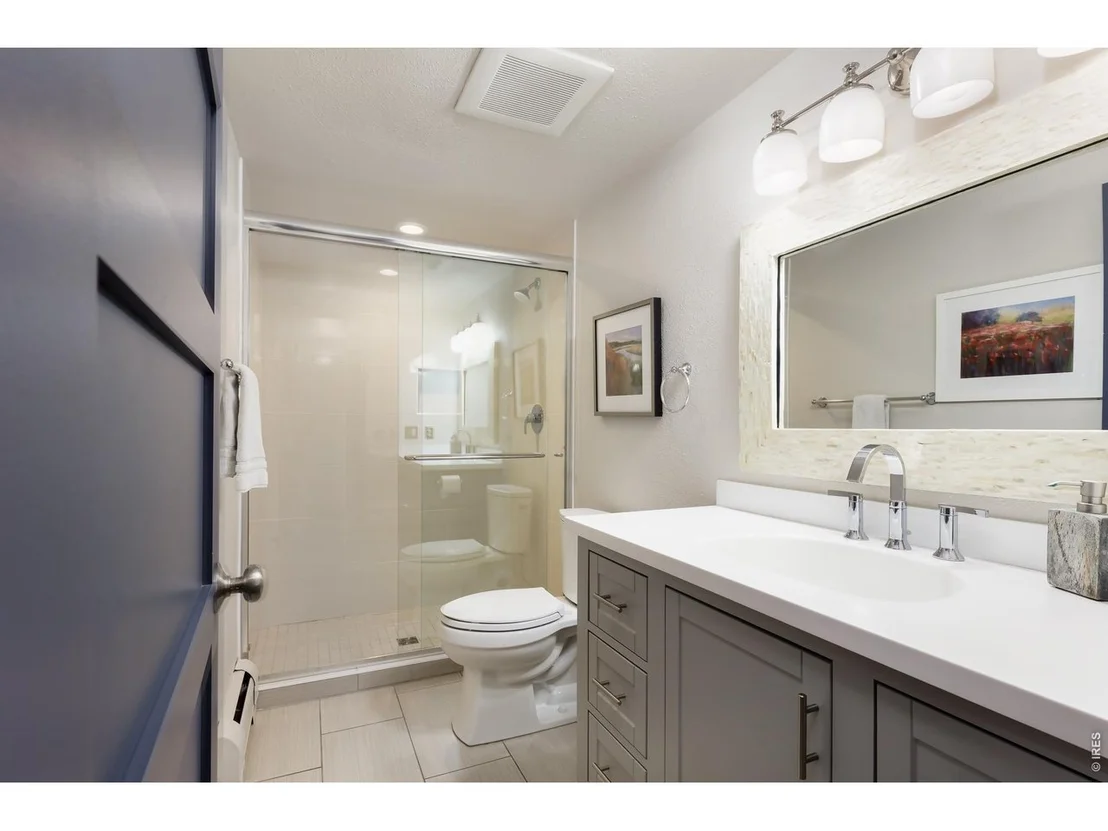 Photo of 8929 Tahoe Ln