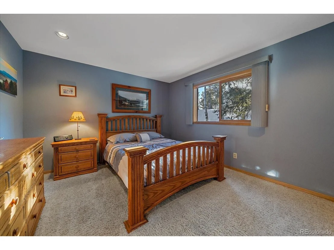 Photo of 11222 Conifer Mountain Rd