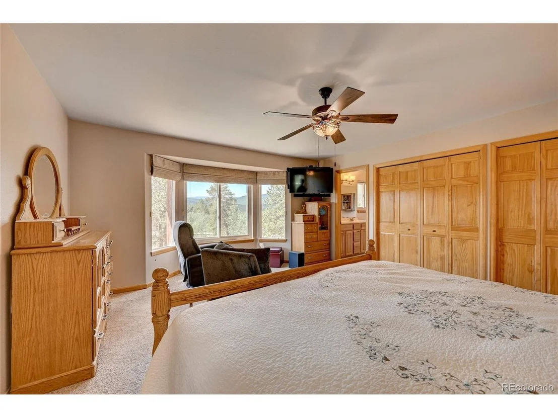 Photo of 111 Mount Evans Dr