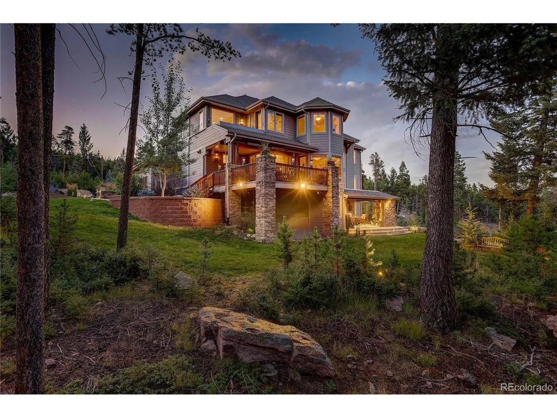 Photo of 11391 Belle Meade Dr