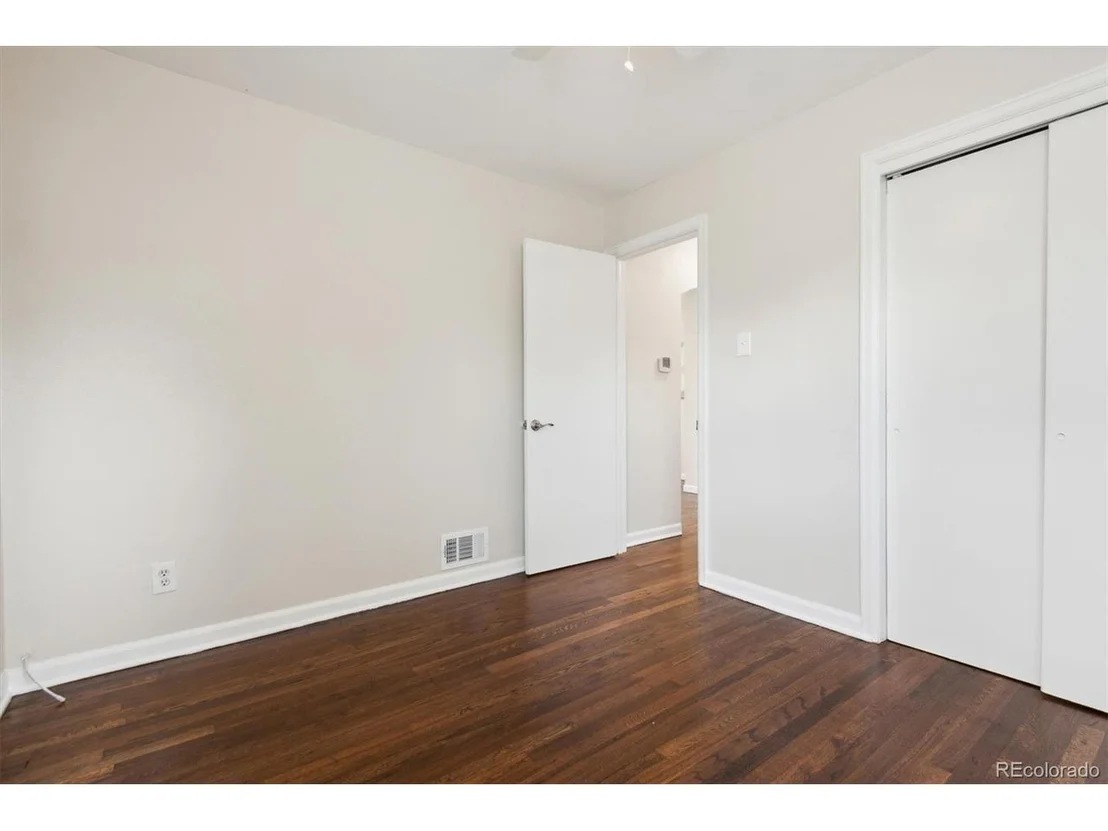 Photo of 1160 Wabash St