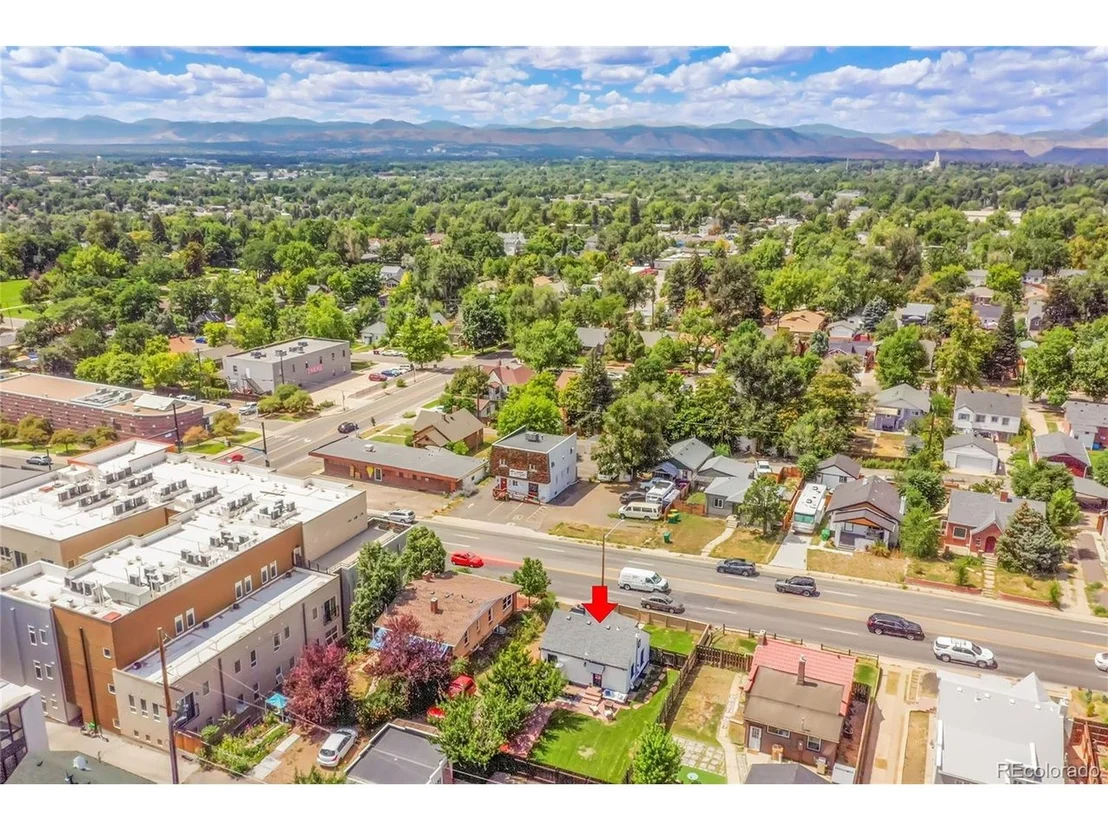 Photo of 2936 Sheridan Blvd
