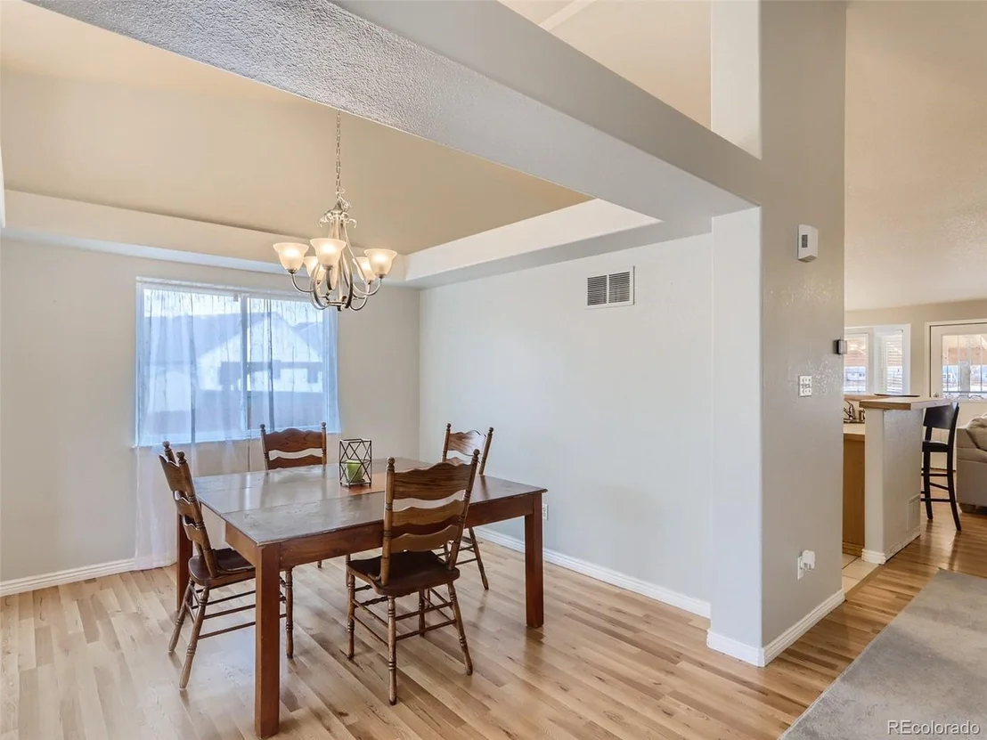 Photo of 5427 Bear Ln