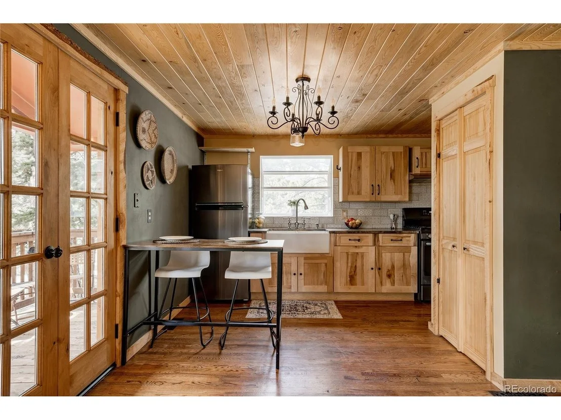 Photo of 297 Circle Dr