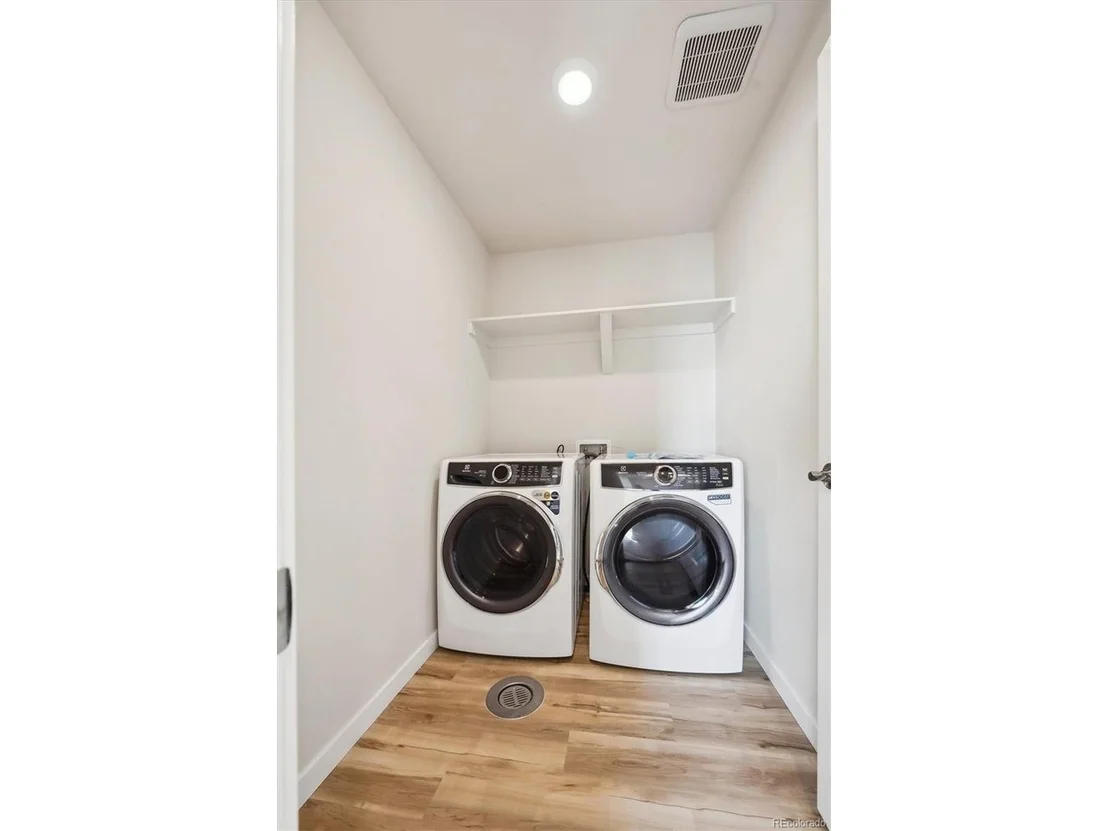 Photo of 1354 Bloom St
