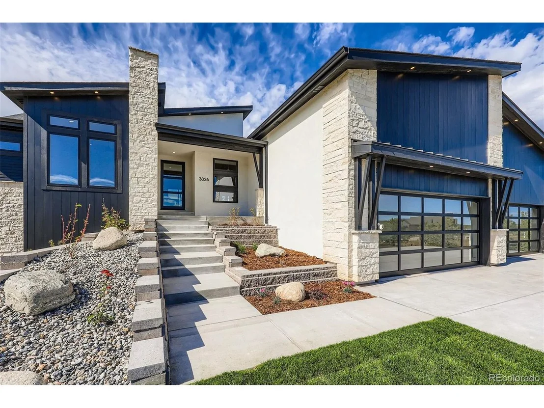 Photo of 3826 Pinehurst Cir