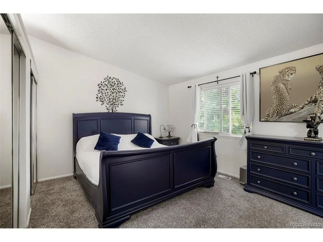 Photo of 12442 Bellaire Dr